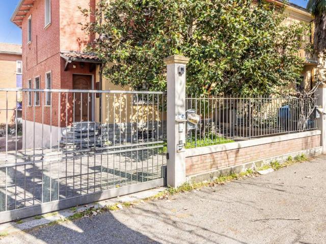 Villa Indipendente in vendita a Nuovo Circondario Imolese, Imola