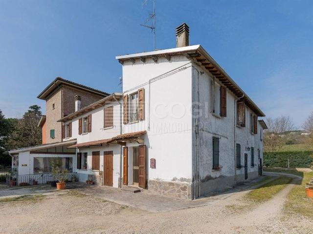 Villa Indipendente in vendita a Nuovo Circondario Imolese, Imola