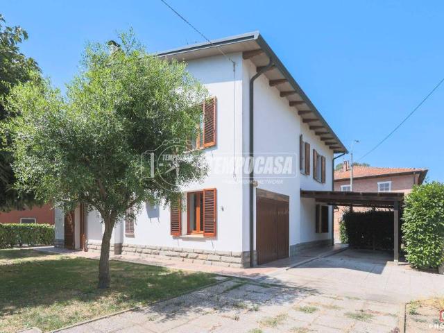 Villa Indipendente in vendita a Nuovo Circondario Imolese, Imola