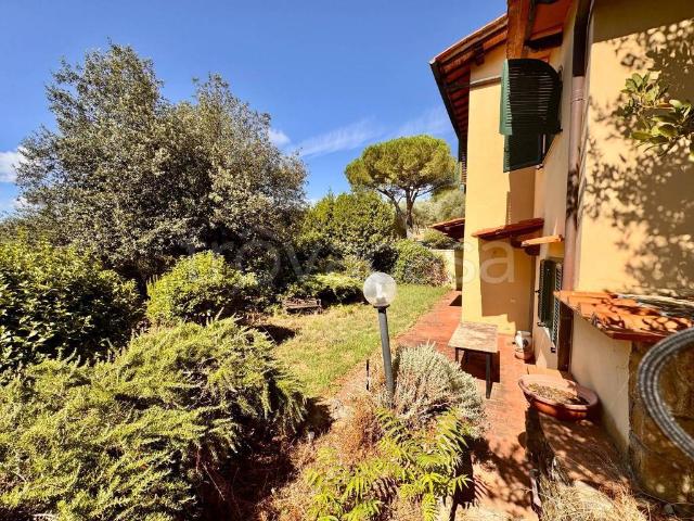 Villa Indipendente in vendita a La Gora, Firenze