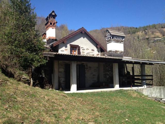 Villa Indipendente in vendita a Piemonte, Verbano-cusio-ossola