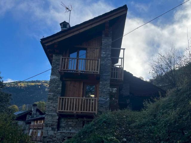 Villa Indipendente in vendita a Introd, Aosta