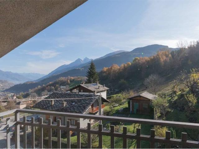 Villa Indipendente in vendita a Le Junod, Introd