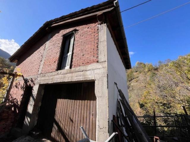 Villa Indipendente in vendita a Introd, Aosta