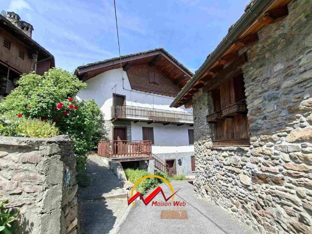 Villa Indipendente in vendita a Introd, Aosta