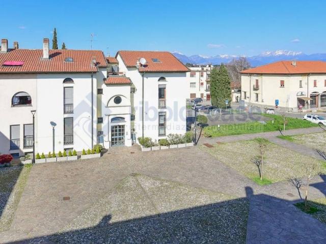 Villa Indipendente in vendita a Villa Romanò, Inverigo