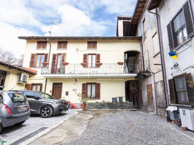 Villa Indipendente in vendita a Inverigo, Lombardia
