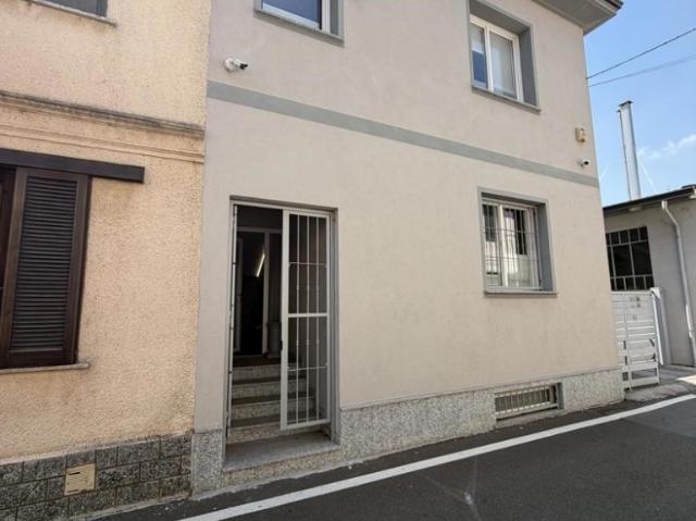 Villa Indipendente in vendita a Inveruno, Lombardia