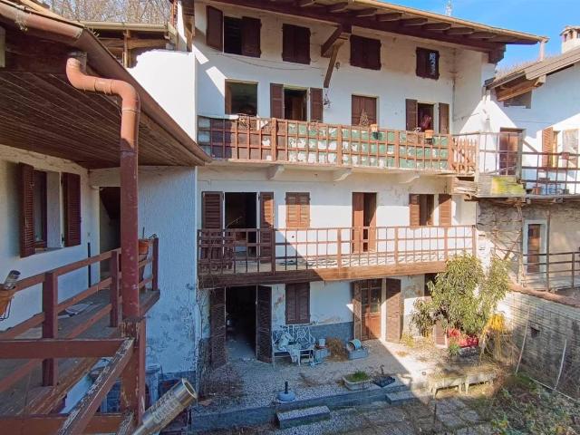 Villa Indipendente in vendita a Piemonte, Novara