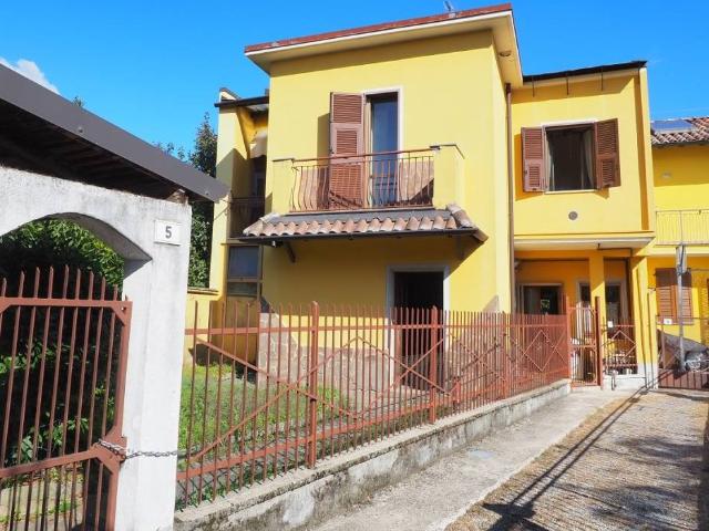 Villa Indipendente in vendita a Inzago, Lombardia