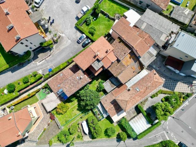 Villa Indipendente in vendita a Comunità montana del Sebino bresciano, Iseo