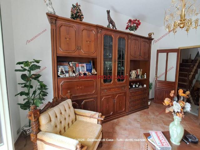 Villa Indipendente in vendita a Isnello, Sicilia