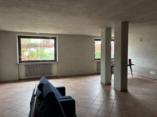 Villa Indipendente in vendita a Piemonte, Asti