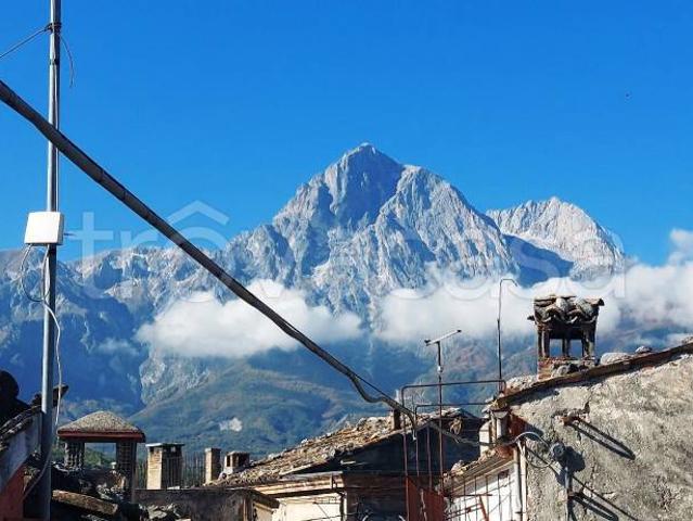 Villa Indipendente in vendita a Isola Del Gran Sasso, Abruzzo