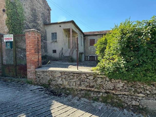 Villa Indipendente in vendita a Isola Del Liri E Superiore, Lazio