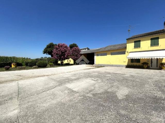 Villa Indipendente in vendita a Isola Della Scala, Veneto
