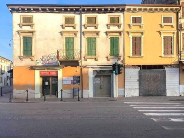 Villa Indipendente in vendita a Isola Della Scala, Veneto