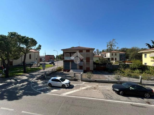 Villa Indipendente in vendita a Tarmassia, Isola della Scala