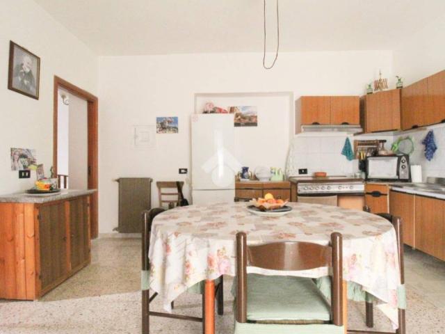 Villa Indipendente in vendita a Marinella, Calabria
