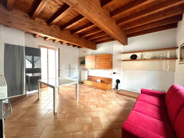 Villa Indipendente in vendita a Isola Dovarese, Lombardia
