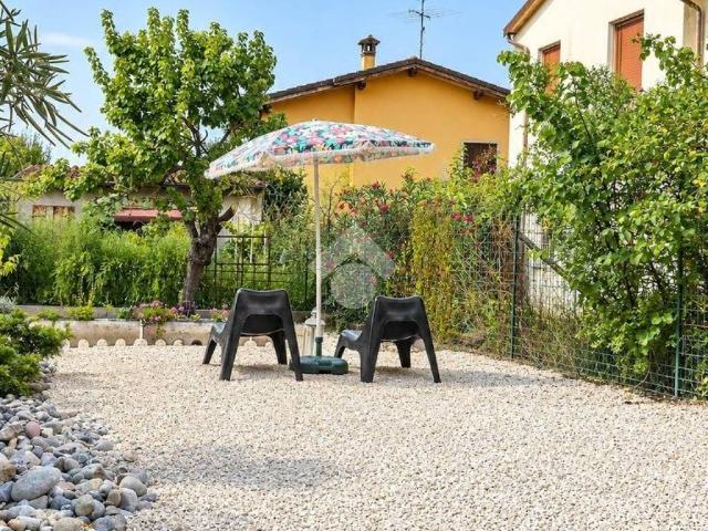 Villa Indipendente in vendita a Isola Dovarese, Cremona