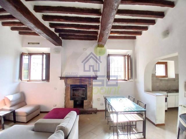 Villa Indipendente in vendita a Isola Dovarese, Lombardia