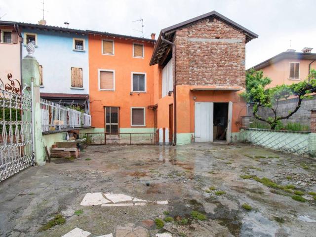 Villa Indipendente in vendita a Isorella, Lombardia