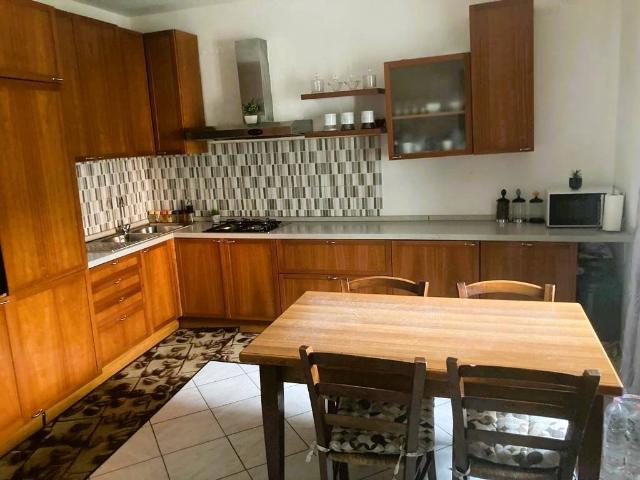 Villa Indipendente in vendita a Isorella, Lombardia
