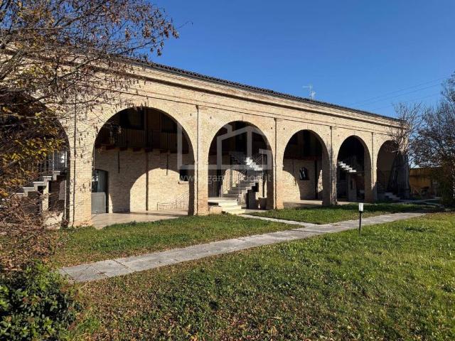 Villa Indipendente in vendita a Isorella, Lombardia