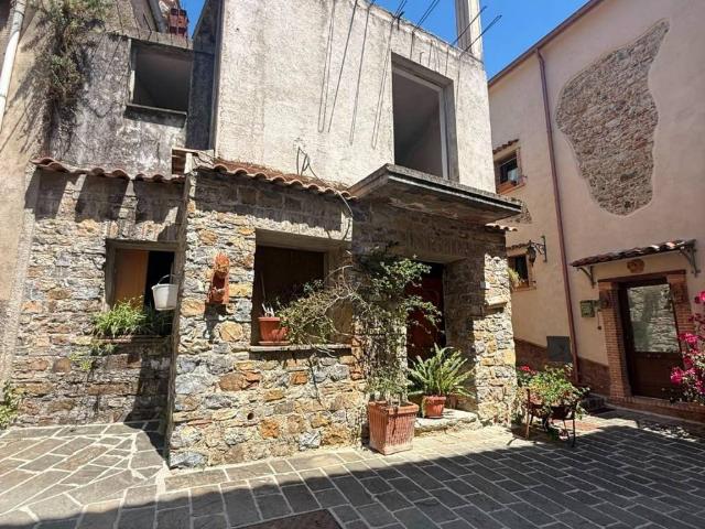 Villa Indipendente in vendita a Ispani, Campania