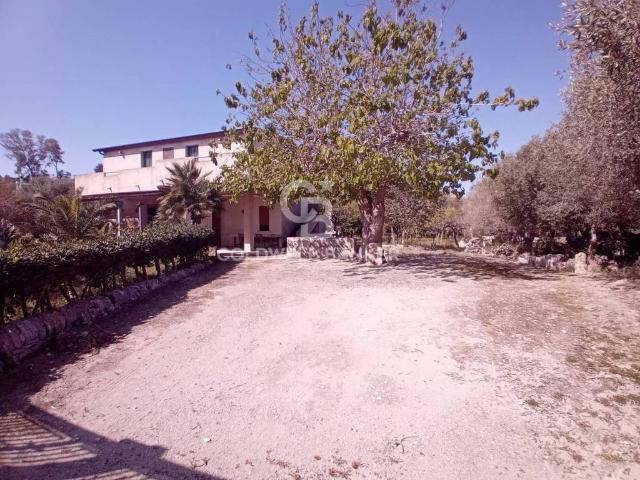 Villa Indipendente in vendita a Ispica, Sicilia