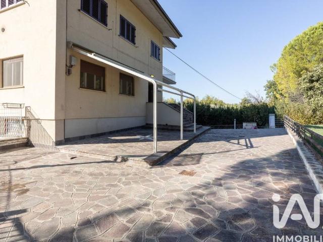Villa Indipendente in vendita a Pantiere, Jesi