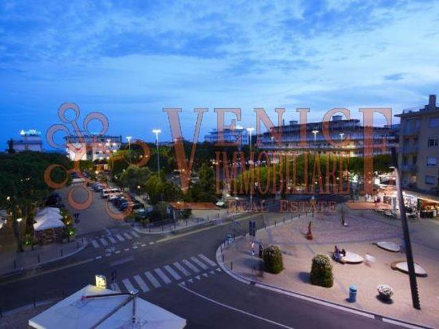 Villa Indipendente in vendita a Jesolo, Veneto