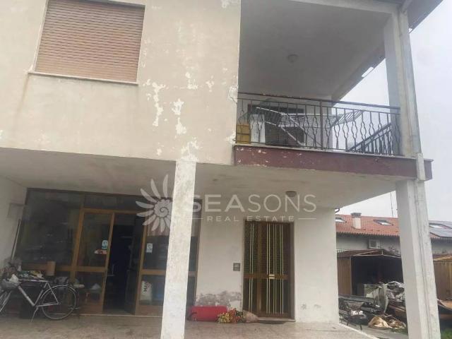 Villa Indipendente in vendita a Villaggio Ciano, Jesolo