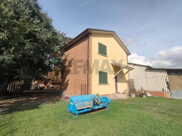 Villa Indipendente in vendita a Jolanda Di Savoia, Reggio Emilia