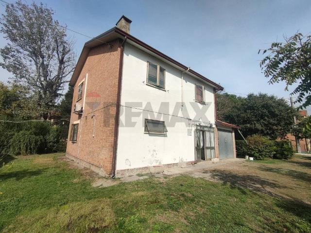 Villa Indipendente in vendita a Jolanda Di Savoia, Reggio Emilia