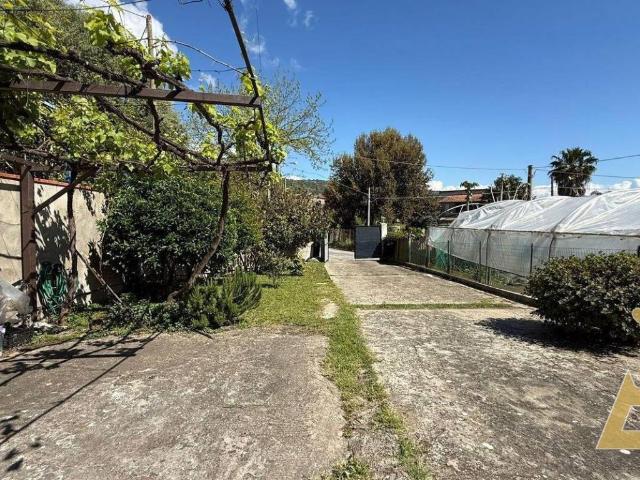 Villa Indipendente in vendita a Calabria, Vibo Valentia