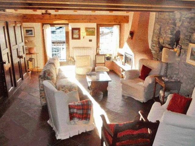 Villa Indipendente in vendita a Le Favrey, La Salle