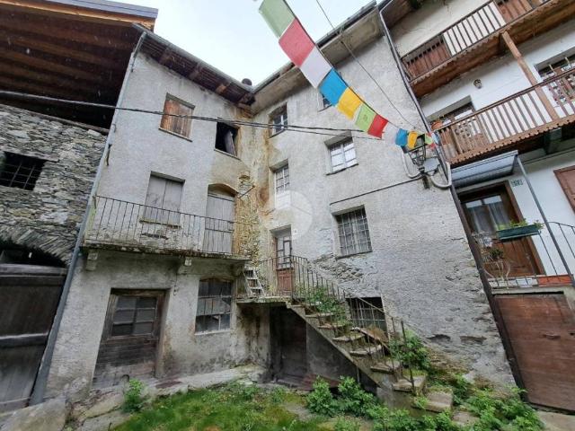 Villa Indipendente in vendita a Le Chabodey, La Salle