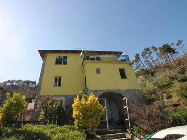 Villa Indipendente in vendita a La Spezia, Liguria