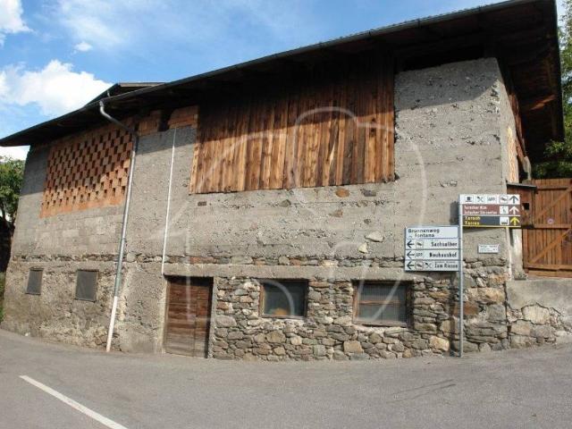 Villa Indipendente in vendita a Vinschgau - Val Venosta, Laces - Latsch