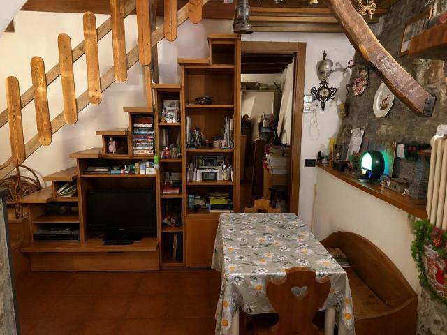 Villa Indipendente in vendita a Laglio, Lombardia