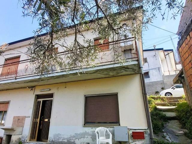 Villa Indipendente in vendita a Calabria, Cosenza