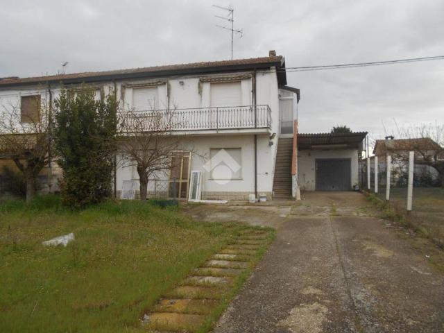Villa Indipendente in vendita a Unione Delta del Po, Lagosanto