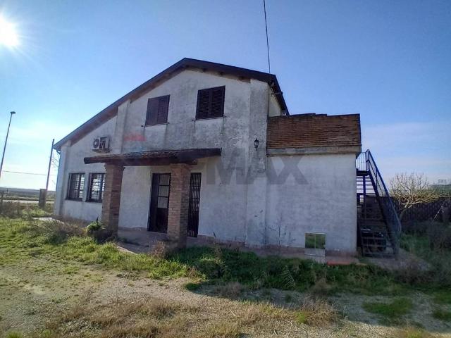 Villa Indipendente in vendita a Unione Delta del Po, Lagosanto