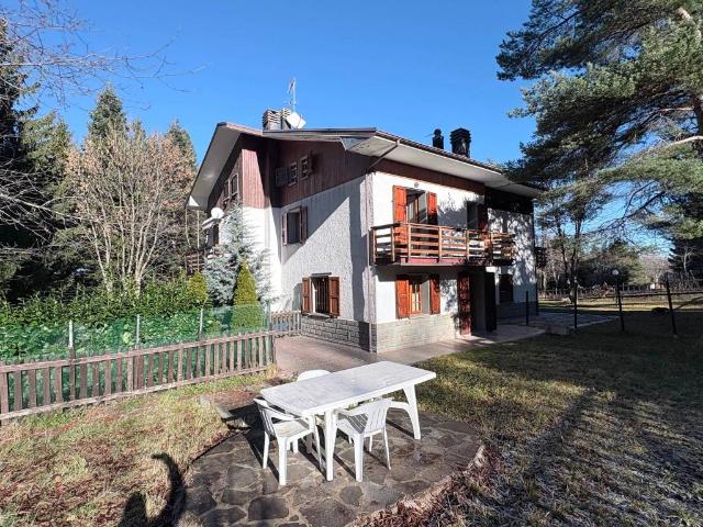 Villa Indipendente in vendita a Unione dei comuni del Frignano, Lama Mocogno