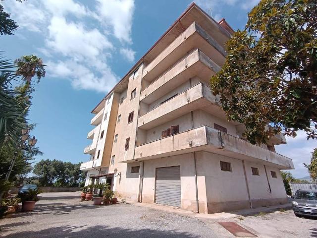 Villa Indipendente in vendita a Calabria, Catanzaro