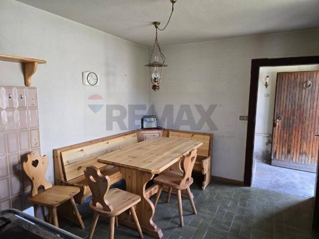 Villa Indipendente in vendita a Sovramonte, Veneto