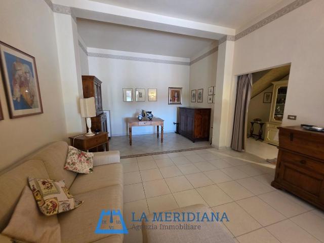 Villa Indipendente in vendita a Lamporecchio, Toscana