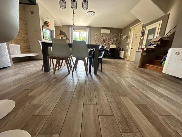 Villa Indipendente in vendita a Lamporecchio, Pistoia